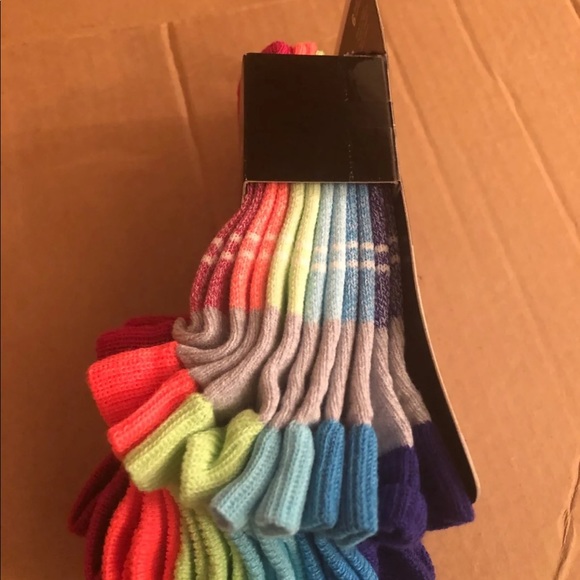 New Under Armour 6 pairs no Show Socks - Picture 4 of 4